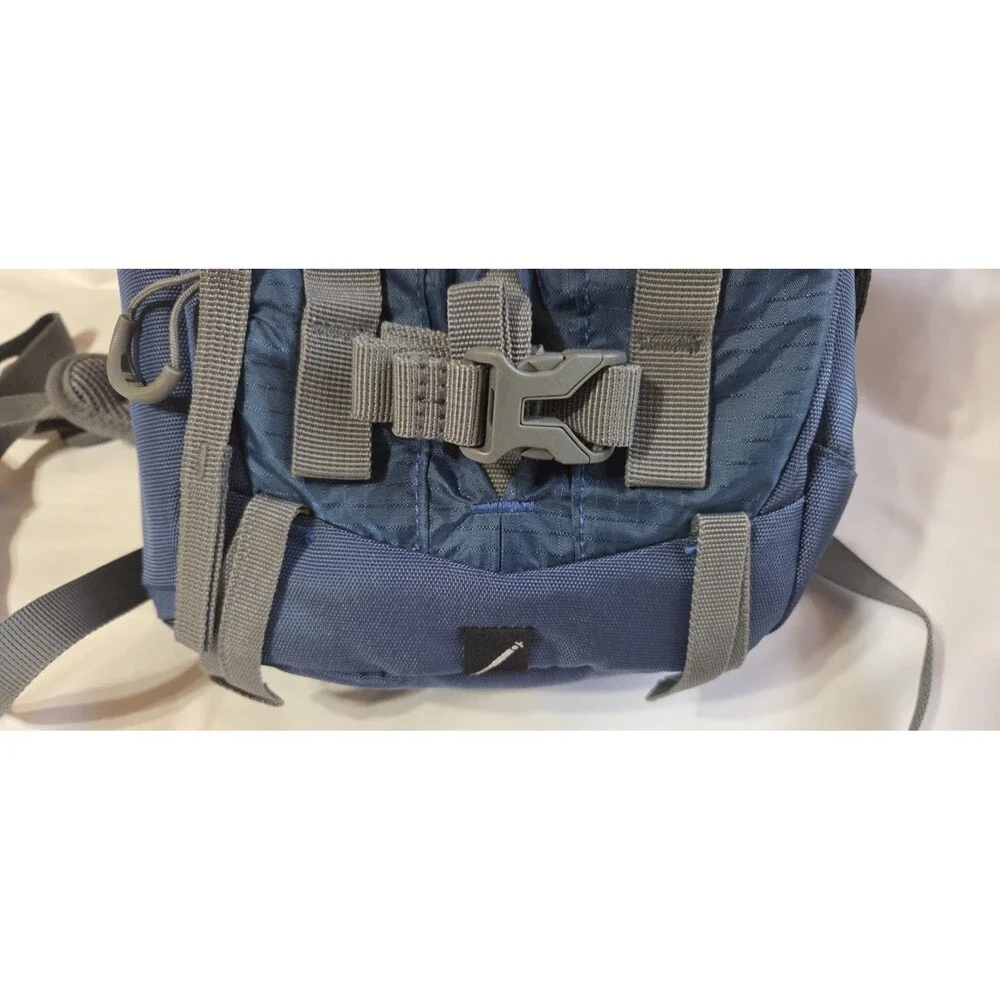 Vanguard Sedona 34 DSLR Sling Bag (Blue)